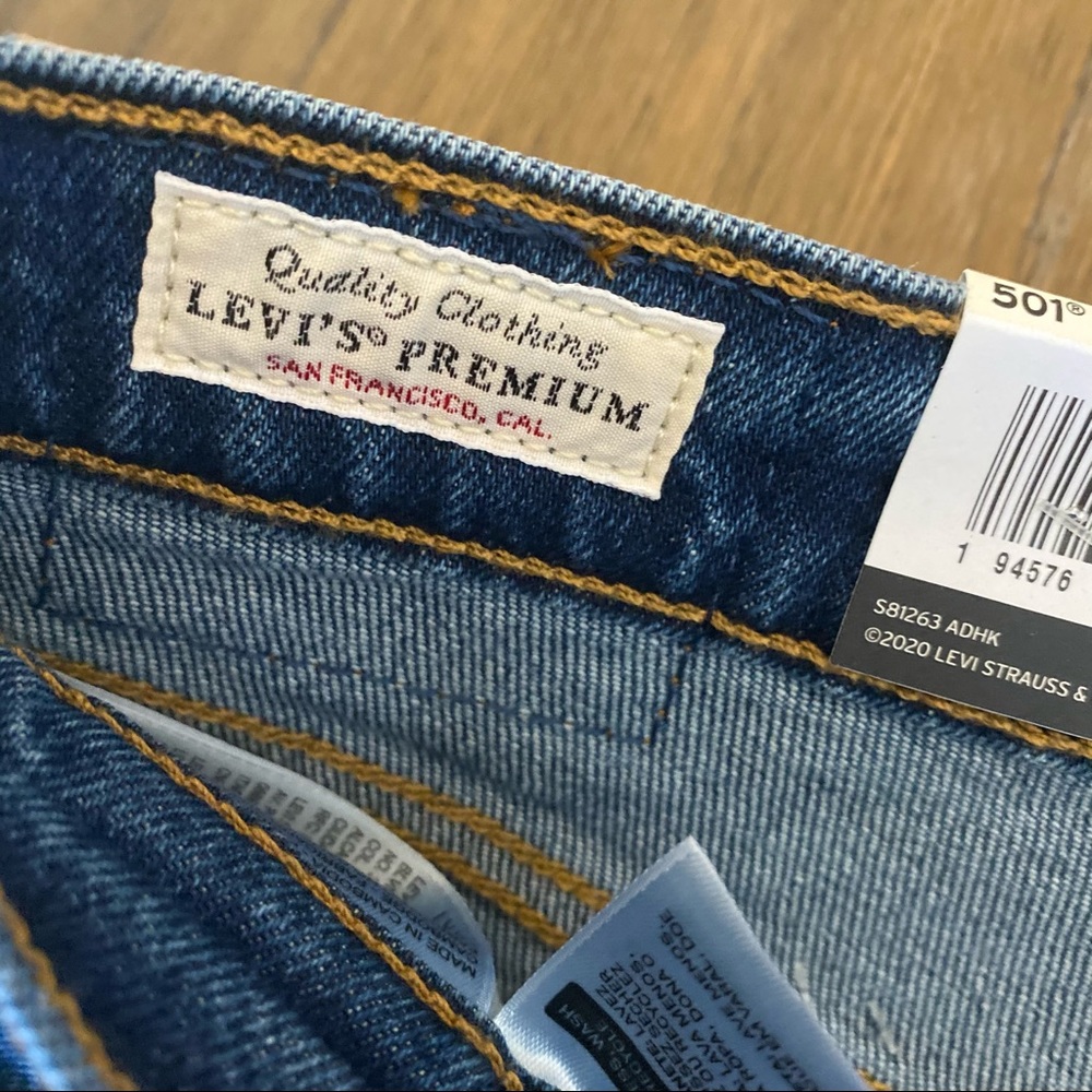 Levi’s 501 high rise cropped straight jeans - Picture 10 of 11